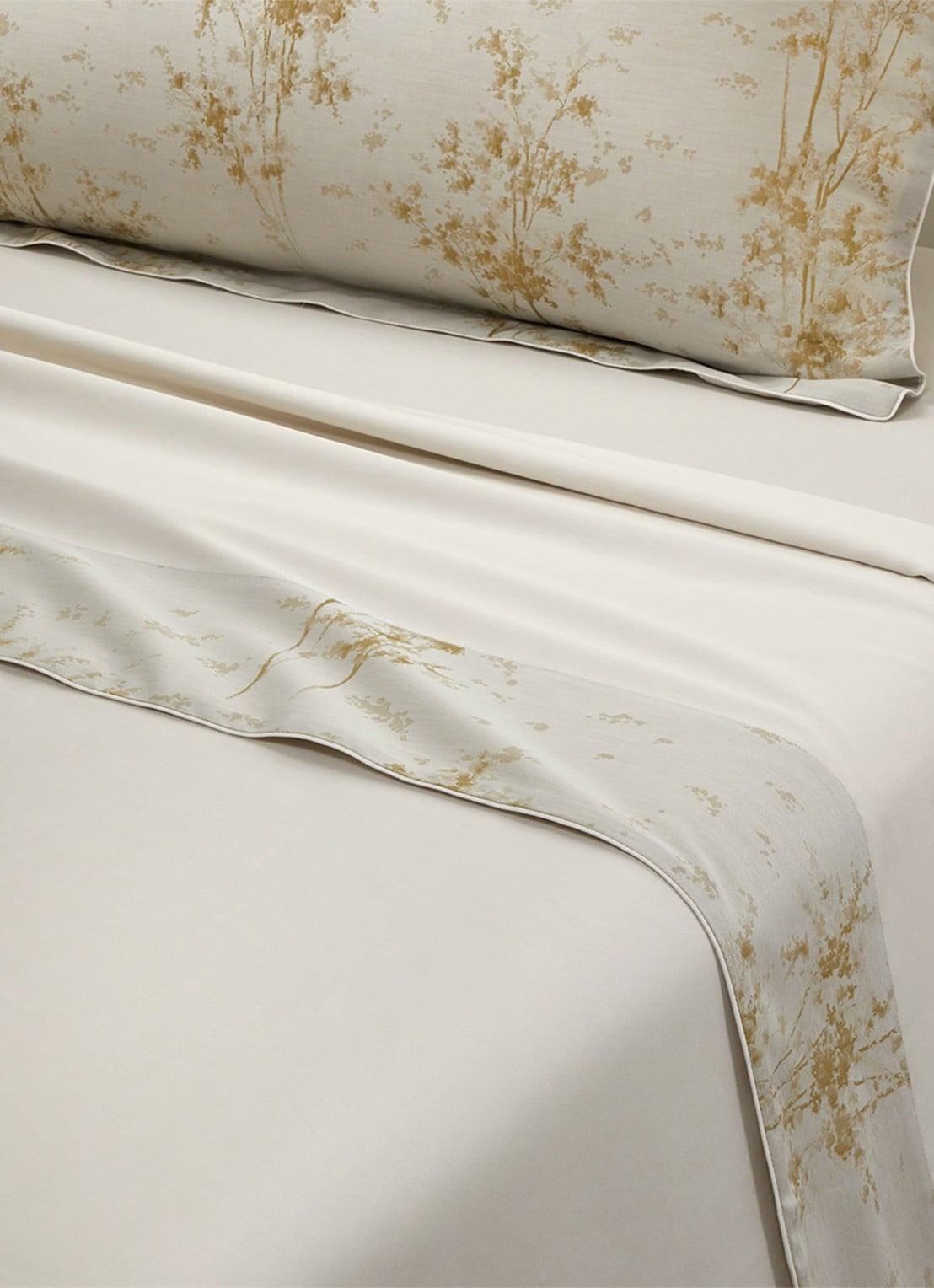 Yves Delorme Légende laken van  katoensatijn 120TC - voorkant 4 beige