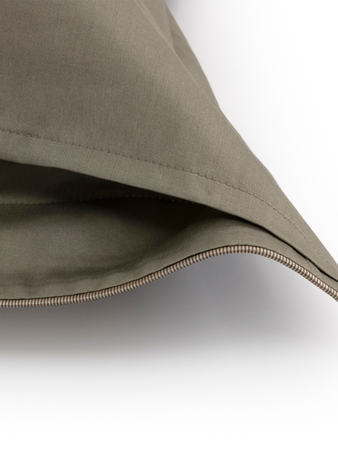 Yves Delorme Patio kussensloop - detail 11 lime