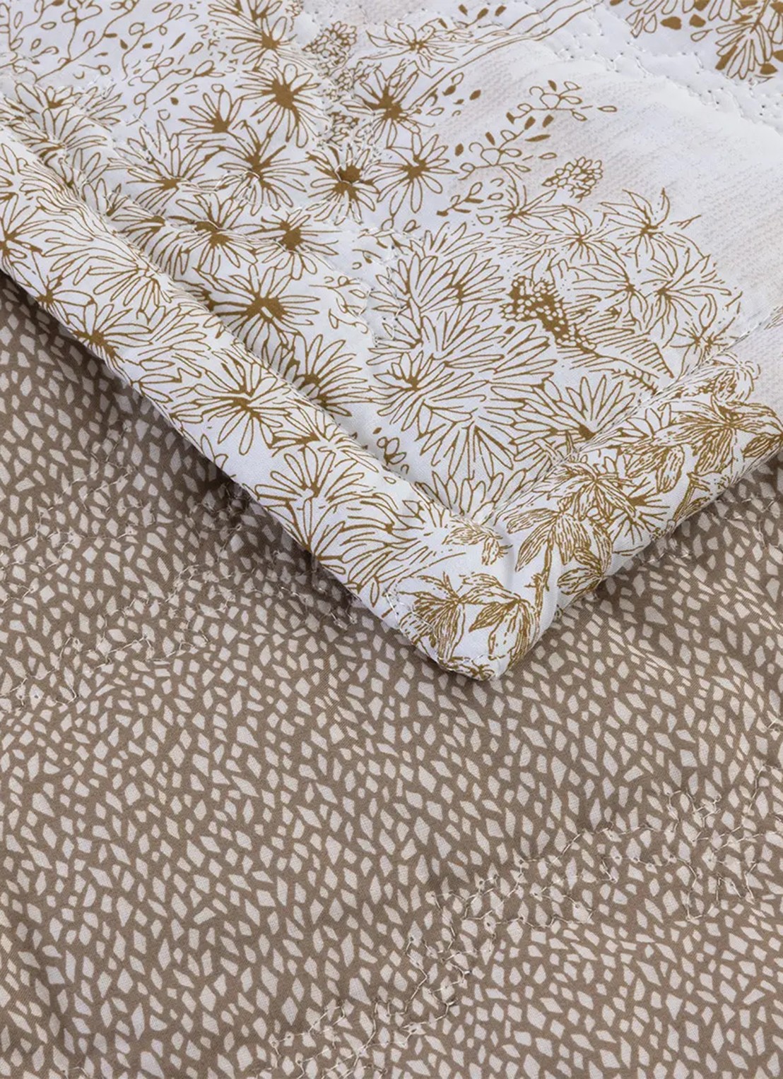 Yves Delorme Paysages bedsprei 250 x 250 cm - voorkant 2 undefined