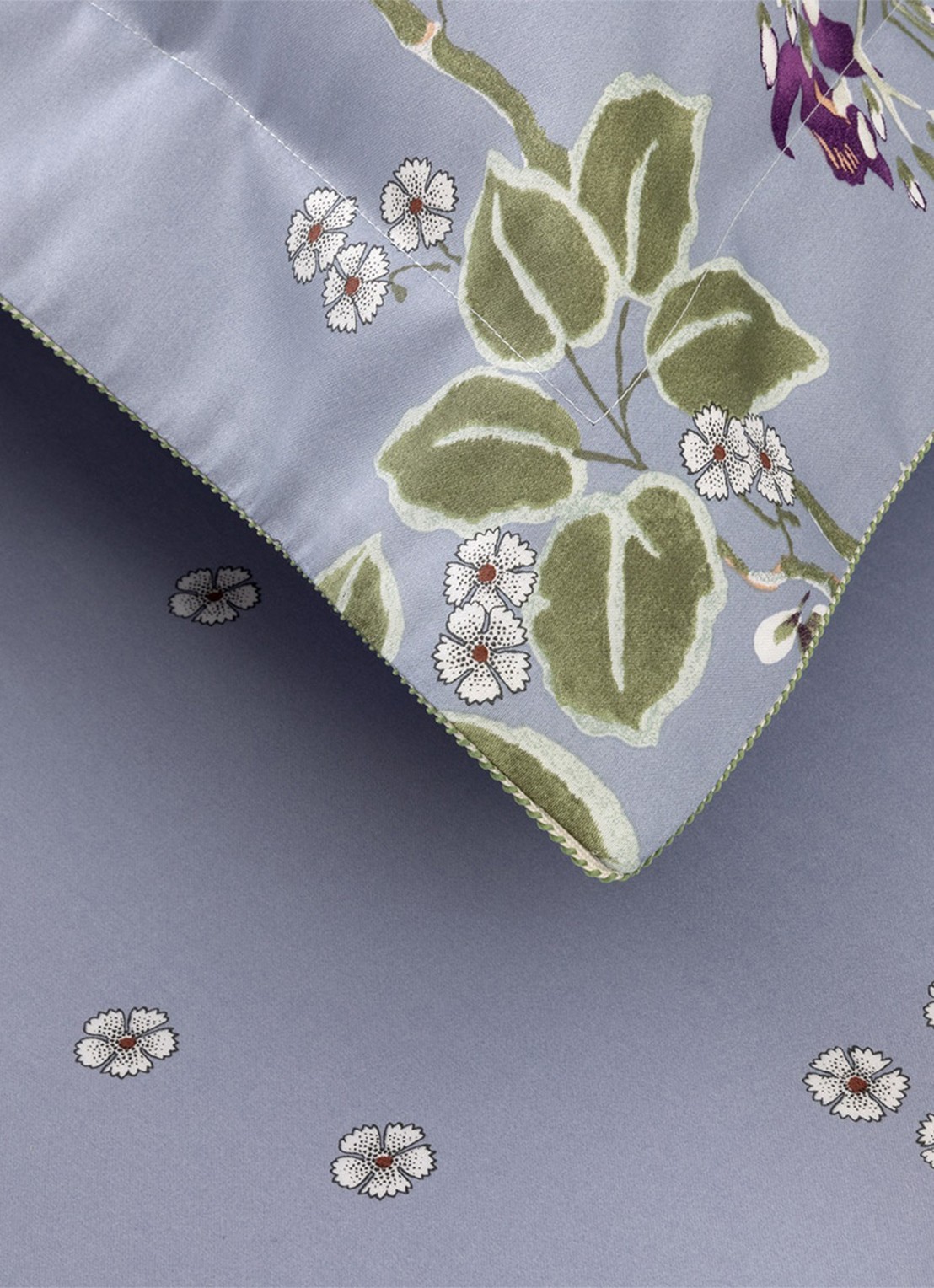 Yves Delorme Rameau kussensloop 120TC - detail 4 blauwgrijs