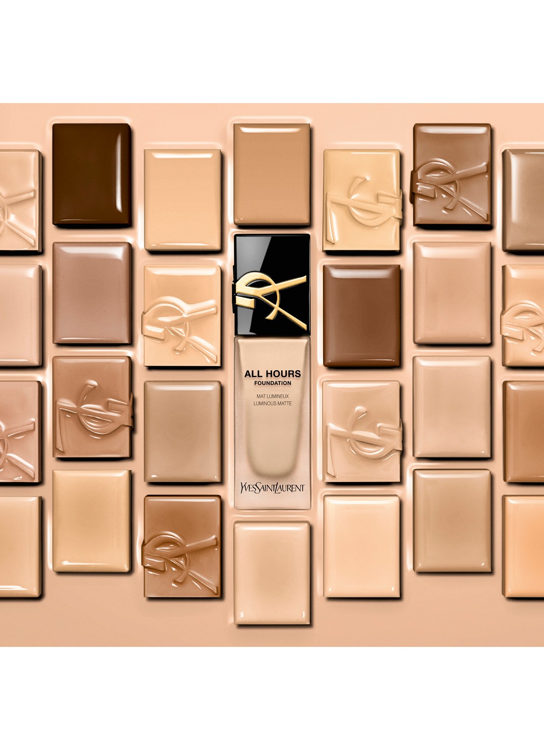Yves Saint Laurent All Hours SPF 30+ Foundation      - detail 5 mn4