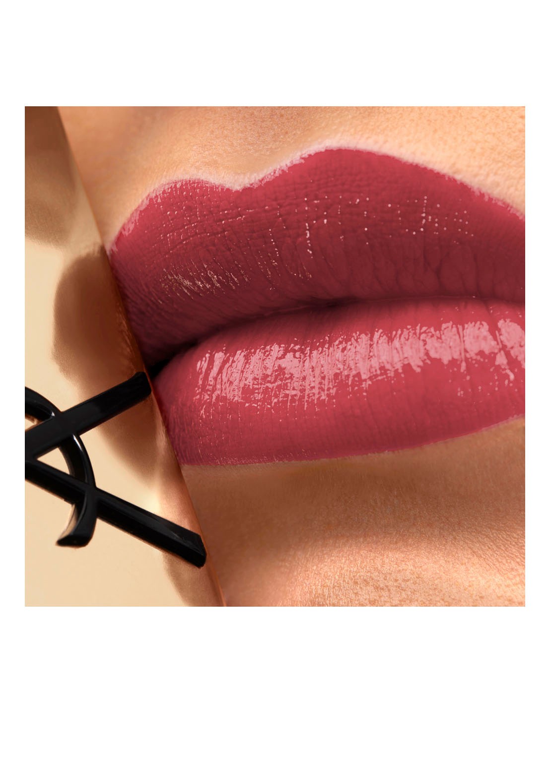 Yves Saint Laurent Rouge Pur Couture Lipstick  - detail 4 n2