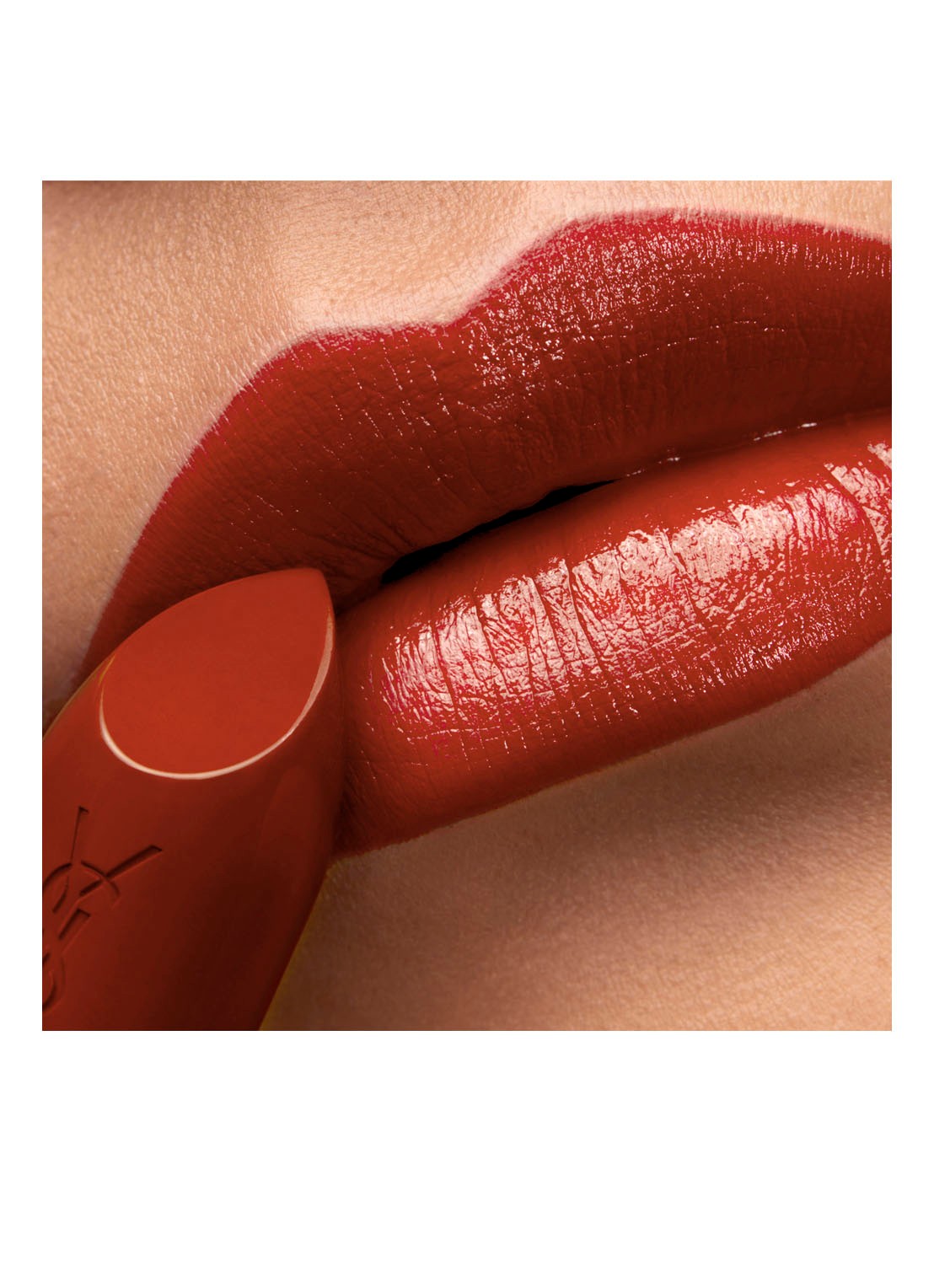 Yves Saint Laurent Rouge Pur Couture Lipstick  - detail 5 o4