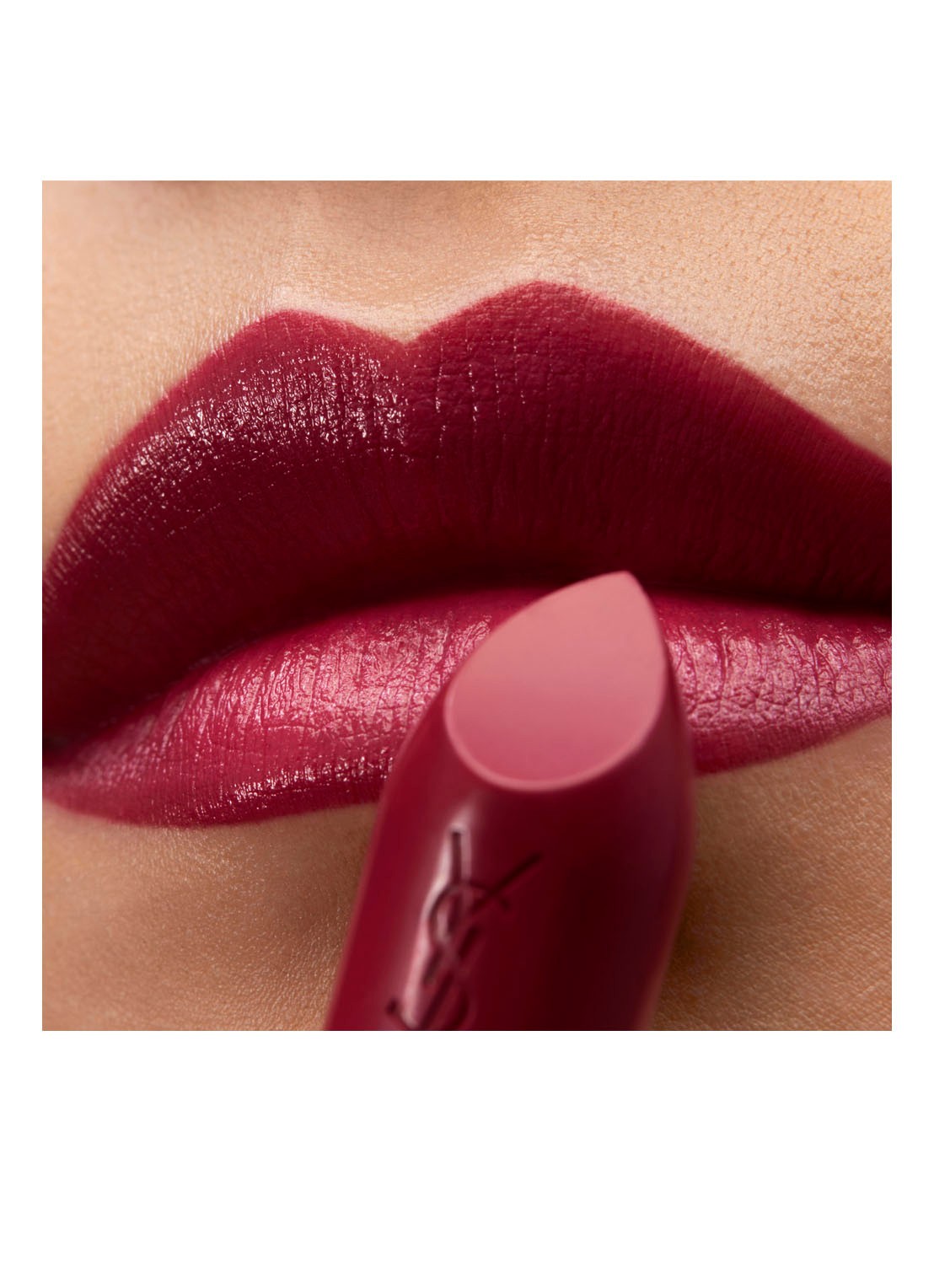 Yves Saint Laurent Rouge Pur Couture Lipstick  - detail 5 pm