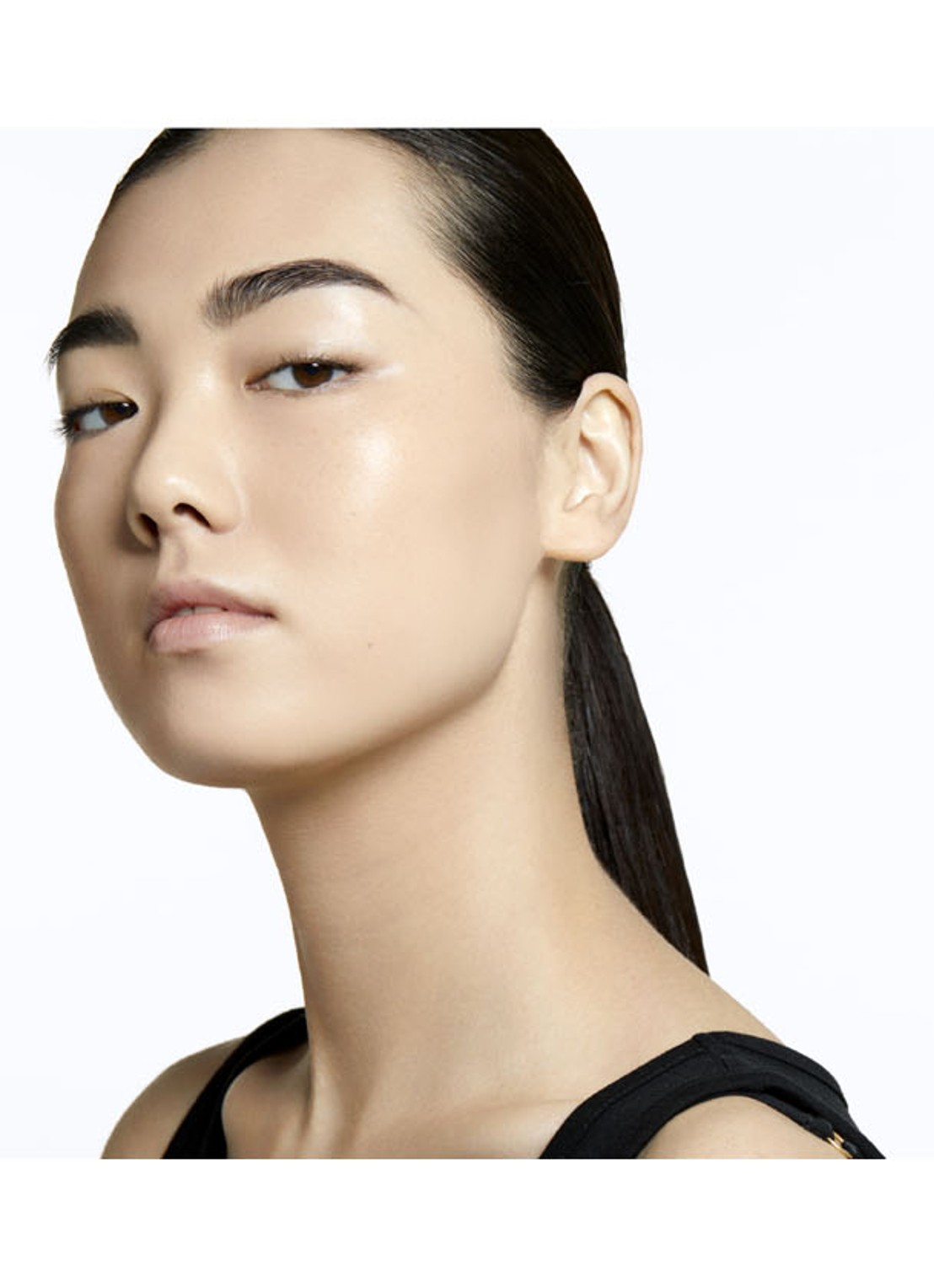 Yves Saint Laurent Touche Éclat Le Teint Foundation - detail 6 br30