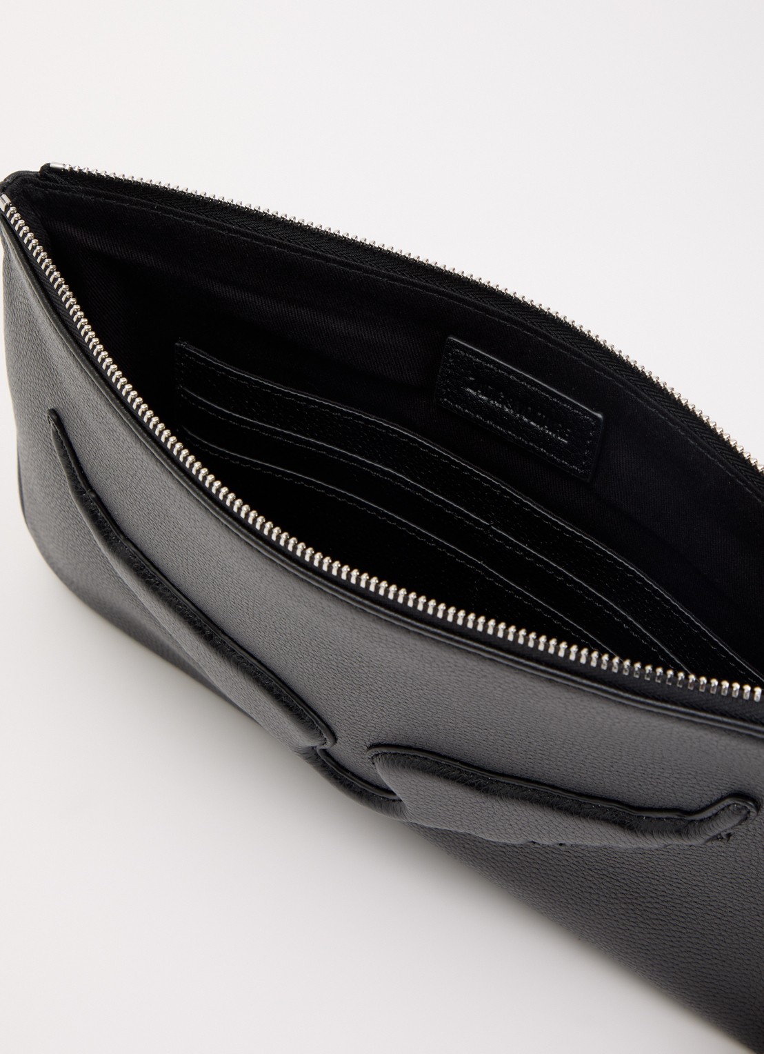 Zadig&Voltaire Angel clutch van leer met logo - detail 2 zwart