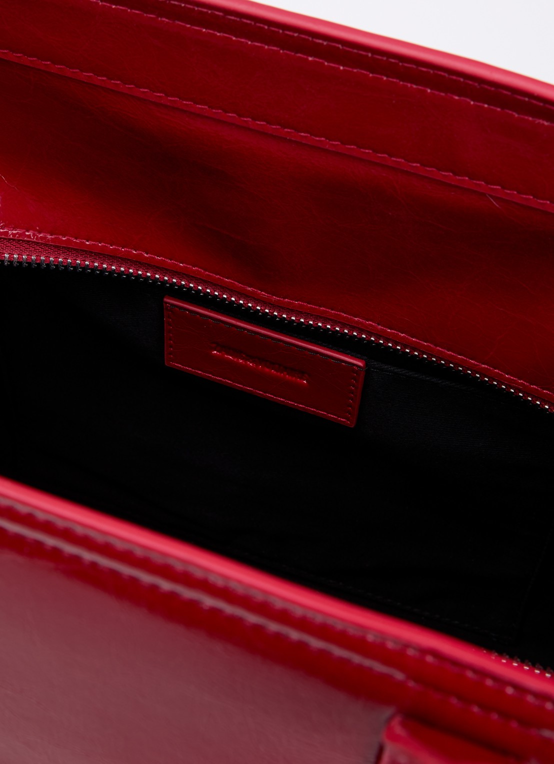 Zadig&Voltaire Angel Tote handtas van lakleer met afneembare schouderriem  - detail 3 kersenrood