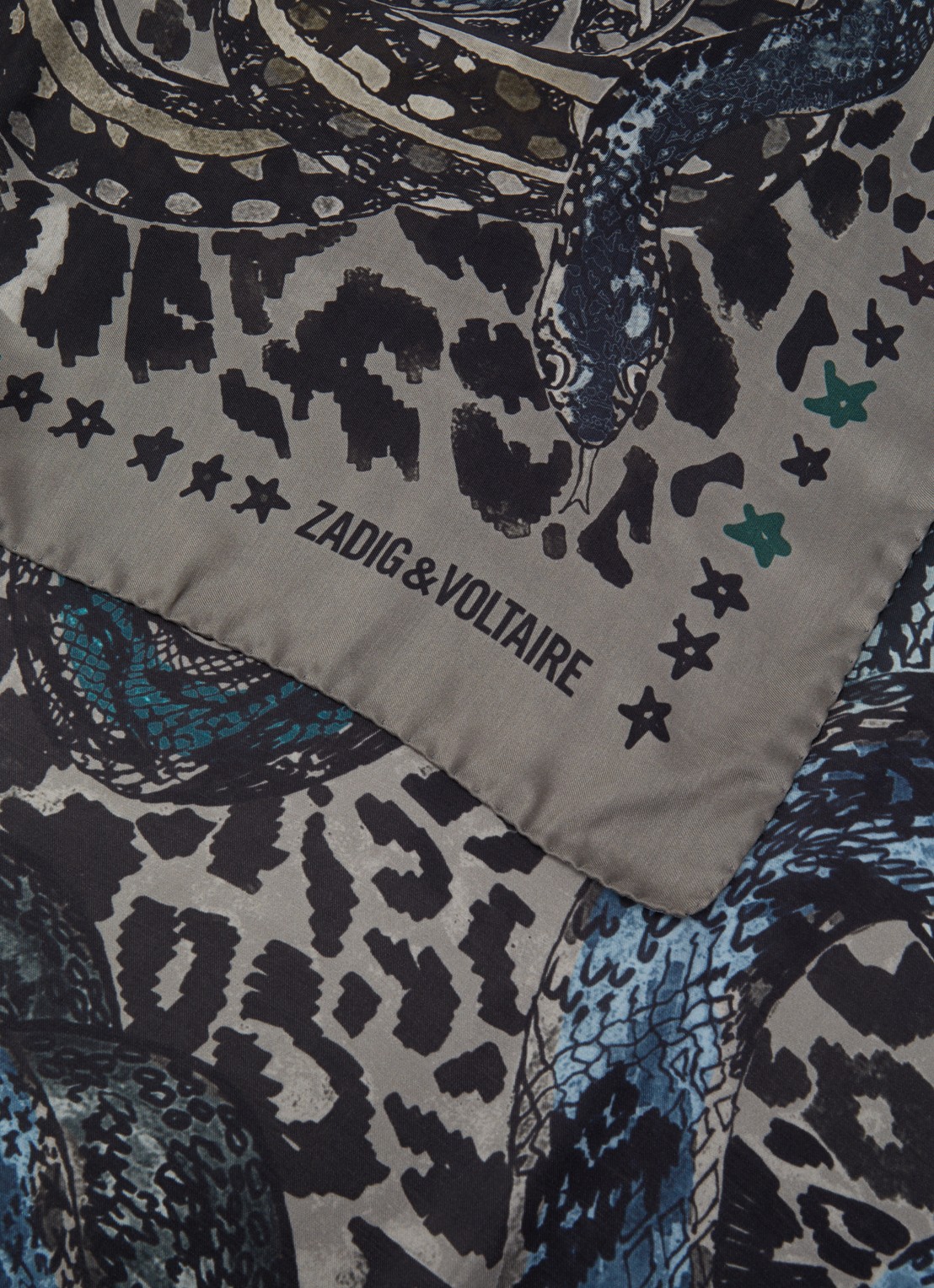 Zadig&Voltaire Billie Snakes sjaal in zijdeblend 125 x 125 cm - detail 3 grijs