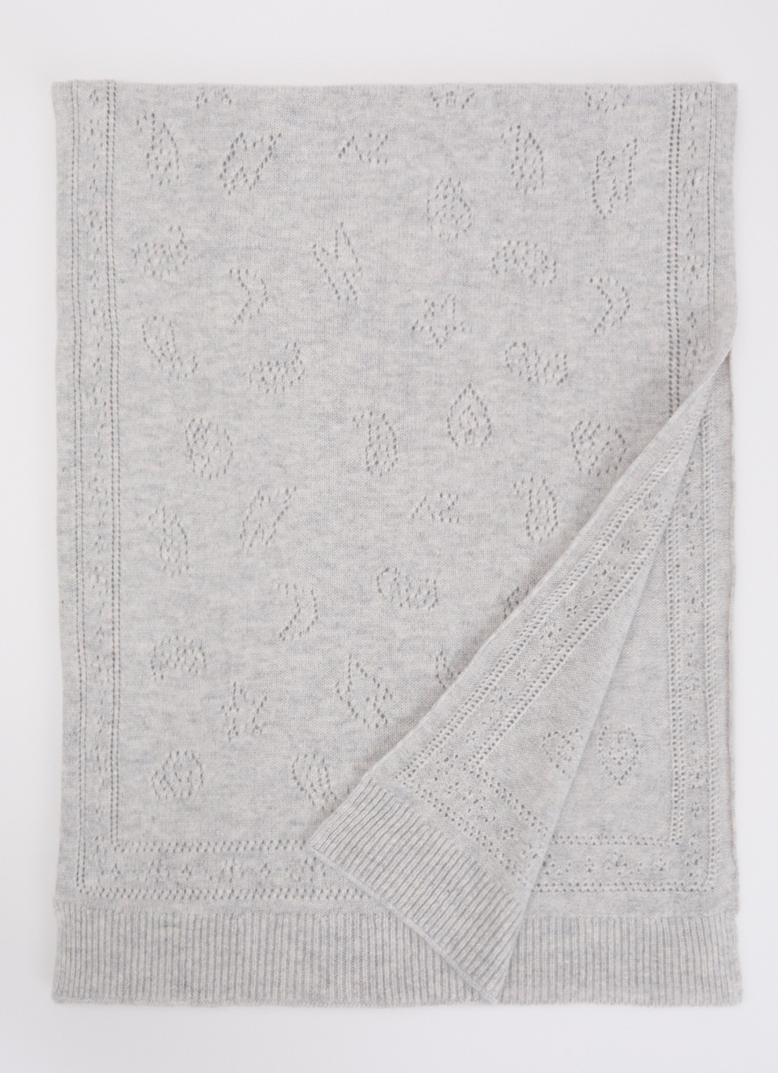Zadig&Voltaire Demi Pointelle sjaal in kasjmierblend 210 x 40 cm - voorkant lichtgrijs
