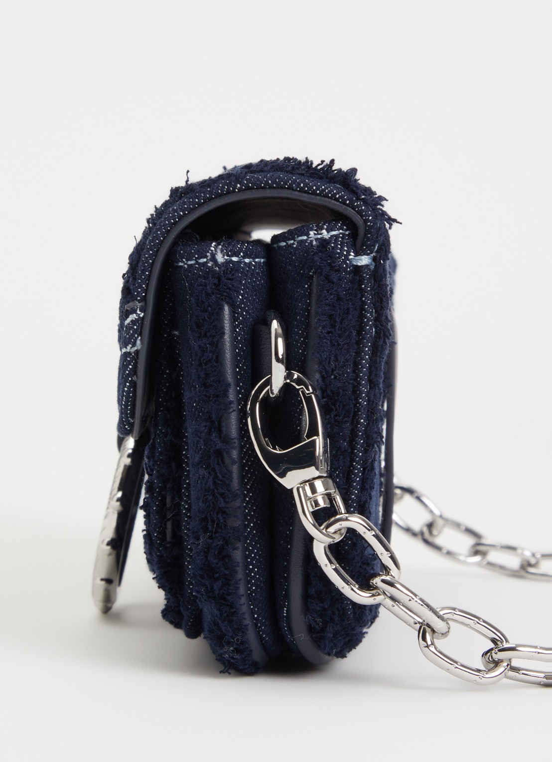 Zadig&Voltaire Kate clutch van denim met afneembare schouderriem - detail 3 indigo