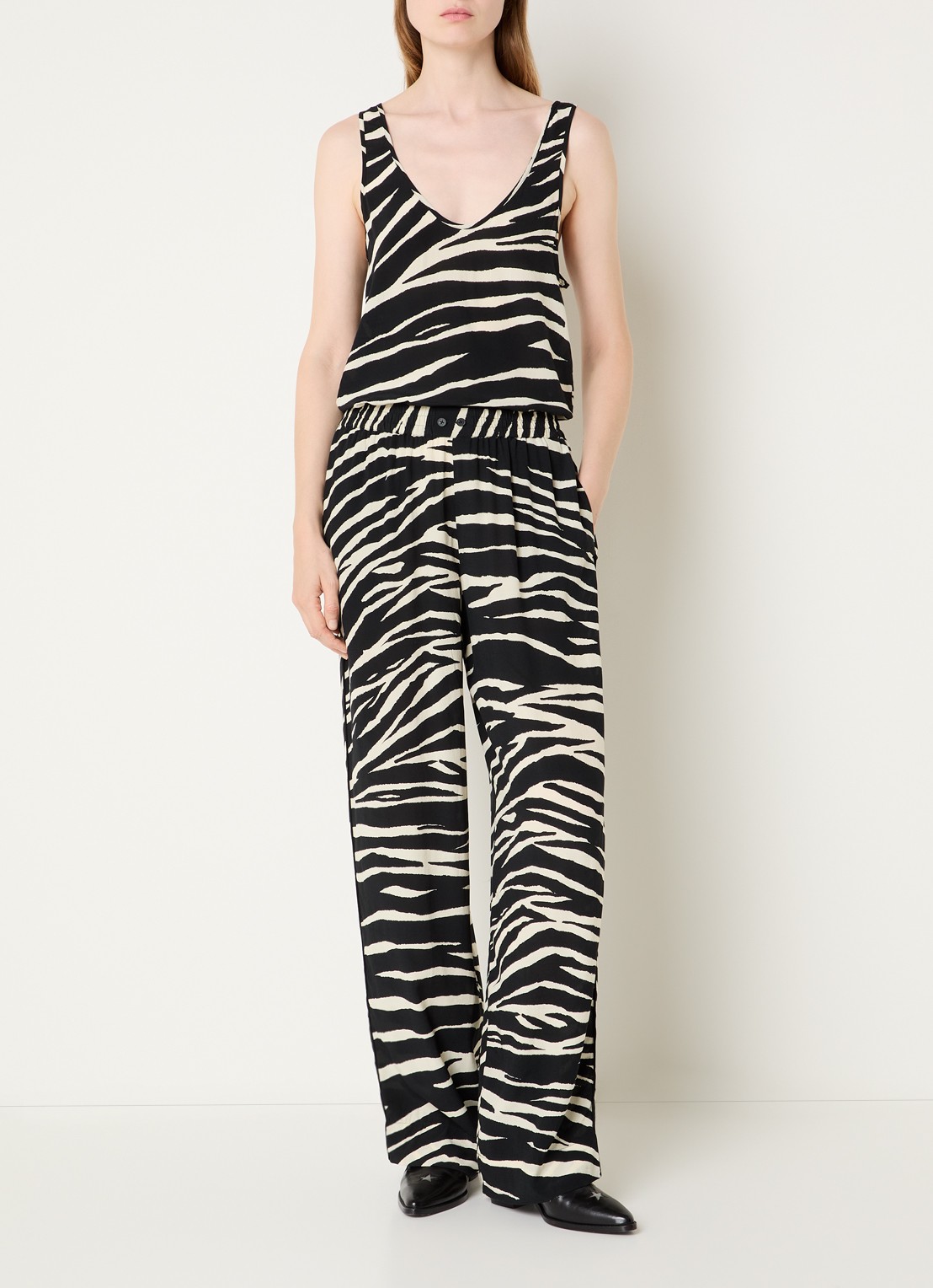 Zadig&Voltaire Pin high waist straight fit broek met steekzakken - voorkant 4 zwart