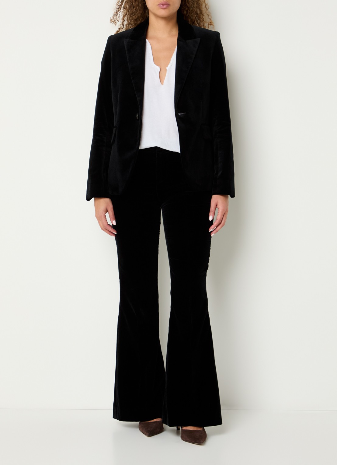 Zadig&Voltaire Prevy high waist flared fit pantalon van fluweel met steekzakken - voorkant 4 zwart