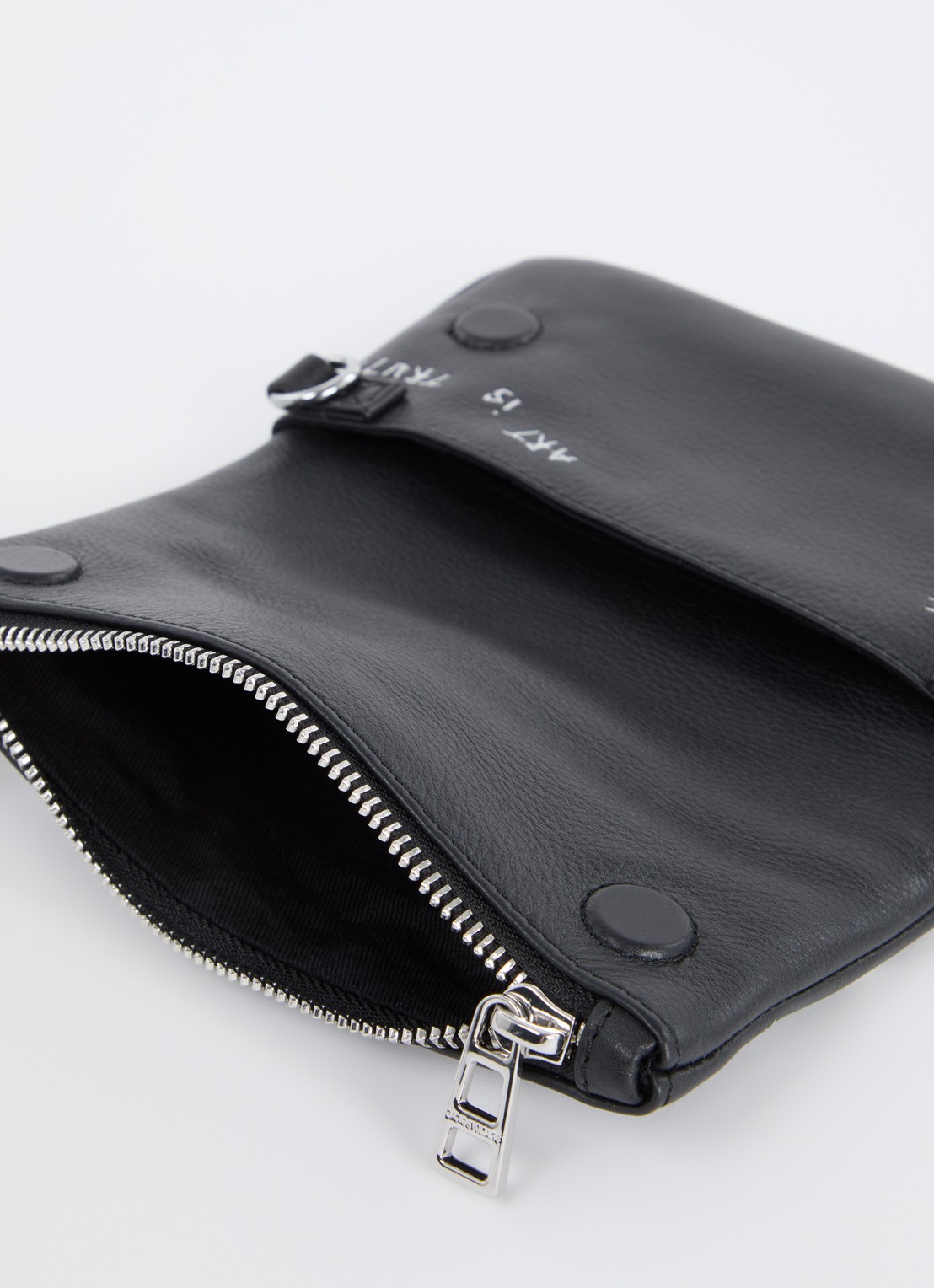Zadig&Voltaire Rock clutch met afneembare schouderriem - detail zwart