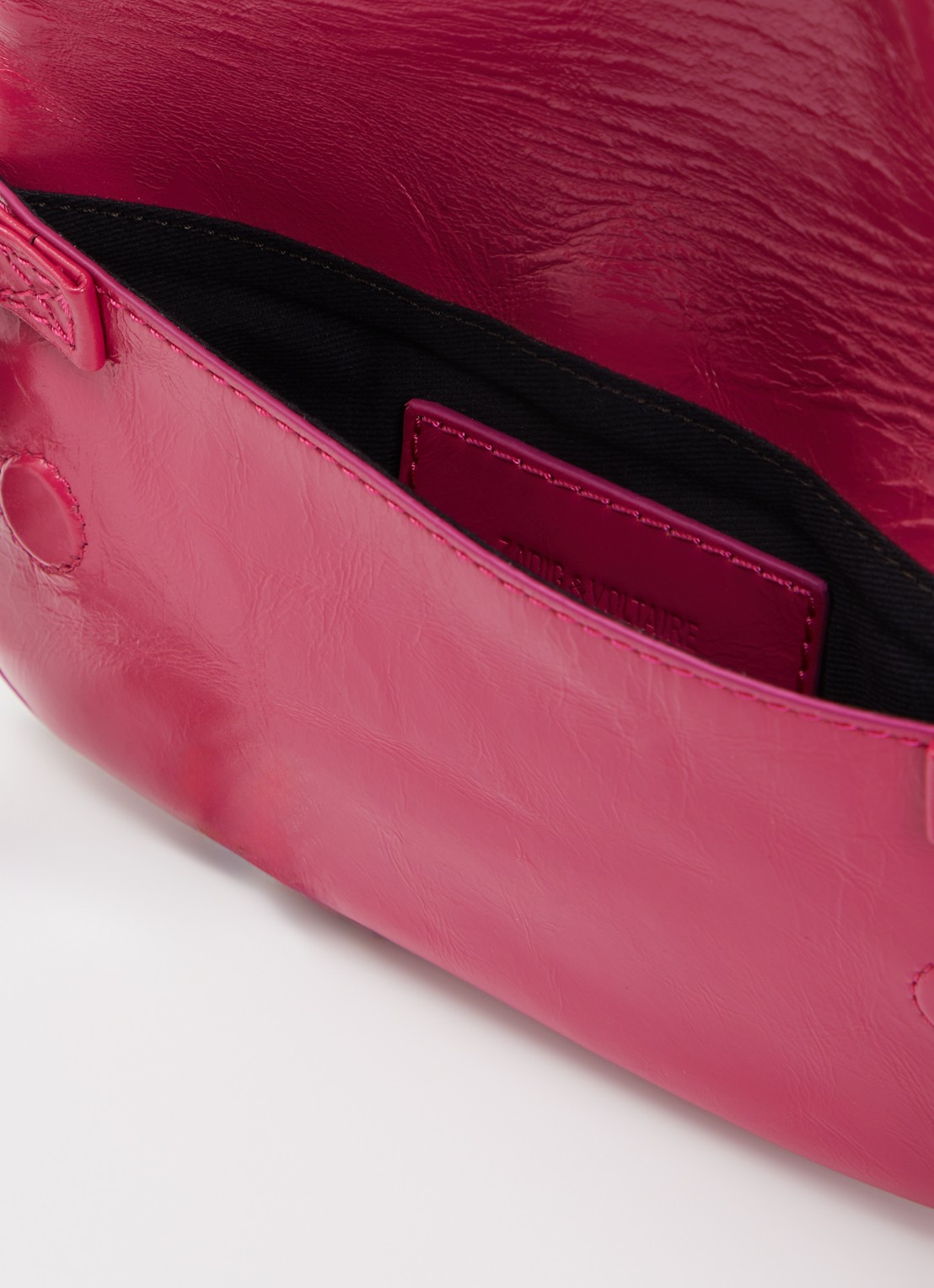 Zadig&Voltaire Rock Nano Vintage Metal clutch van leer  - detail roze