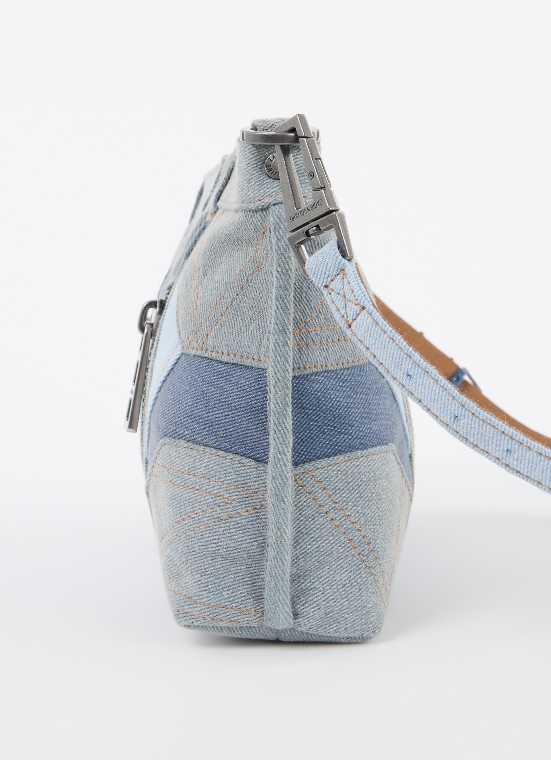 Zadig&Voltaire Sunny Moody schoudertas van denim met verstelbare schouderriem - detail 2 indigo