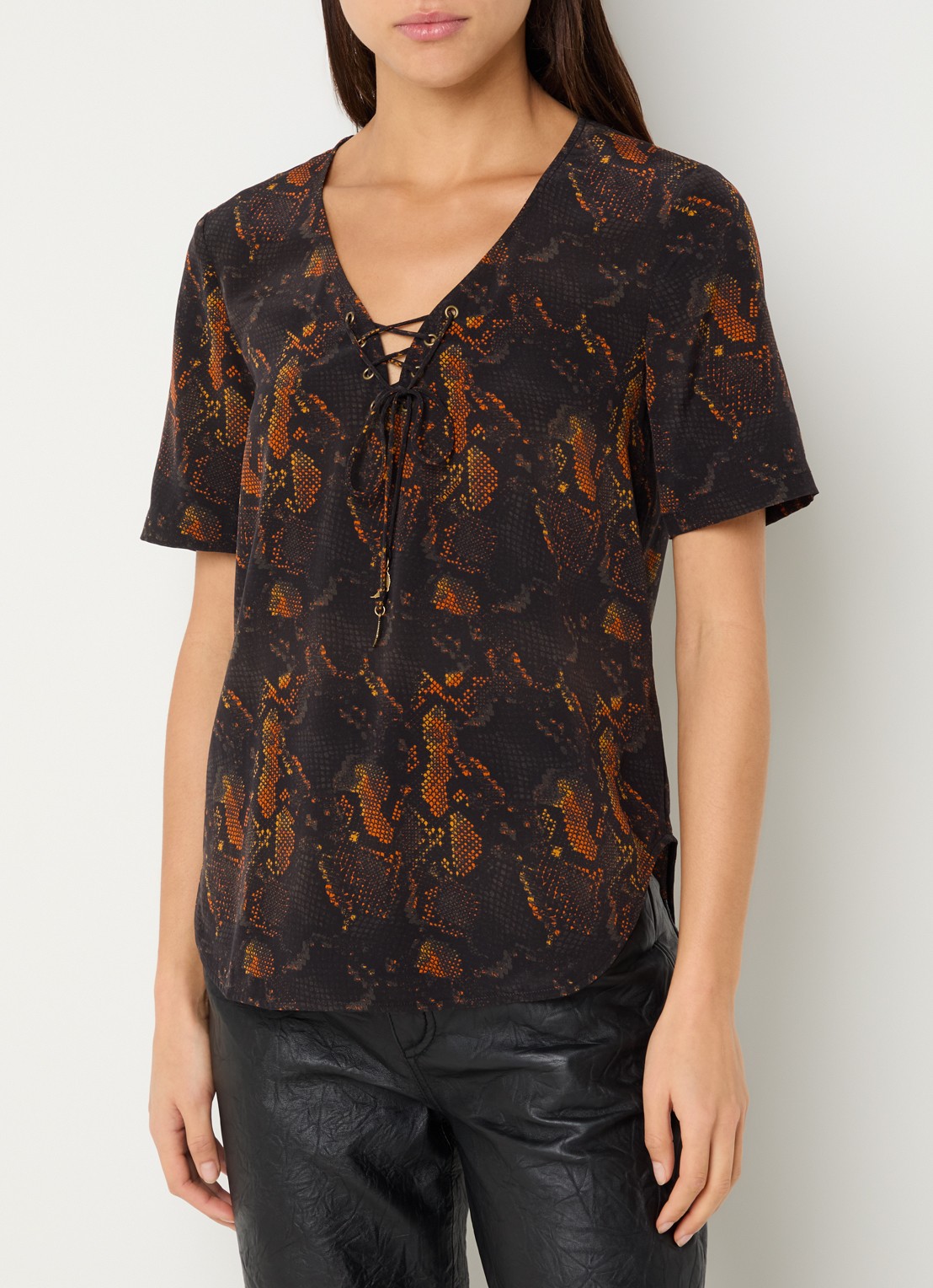 Zadig&Voltaire Terzo top van zijde met slangenprint - detail 4 donkerbruin