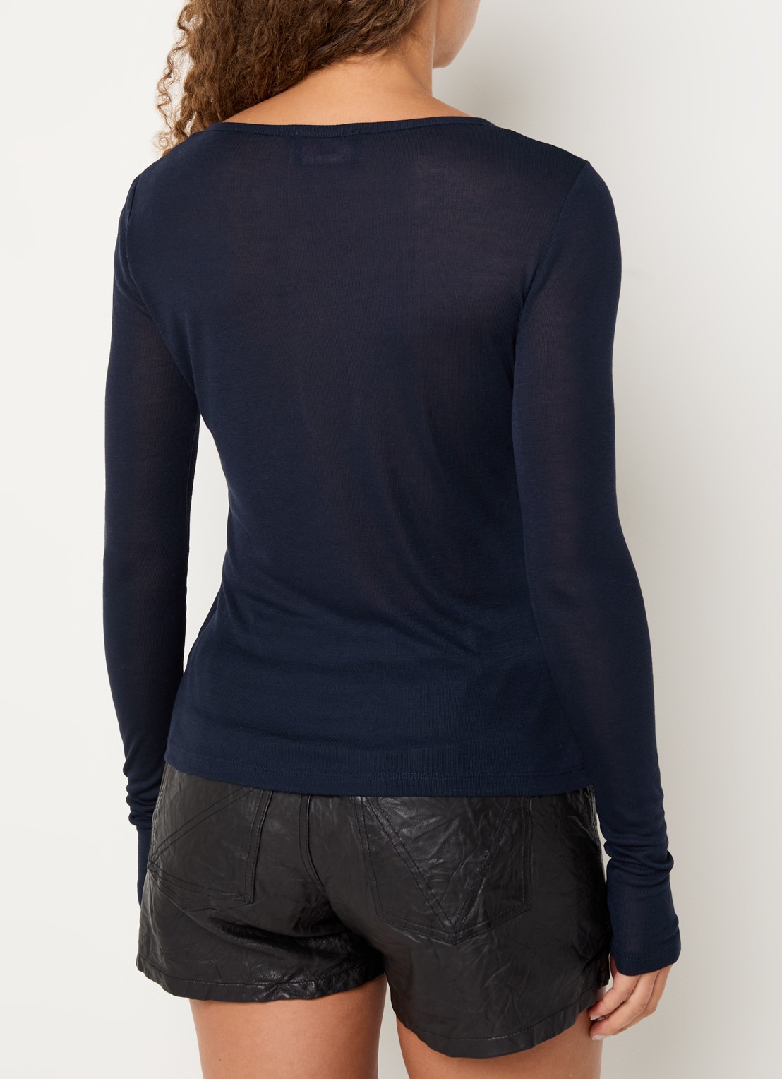 Zadig&Voltaire Tina longsleeve met cut-out detail - achterkant donkerblauw