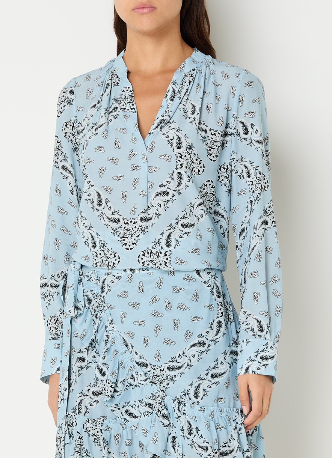 Zadig&Voltaire Tink tuniek met paisley dessin  - detail lichtblauw