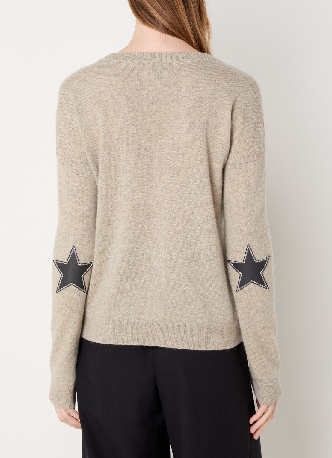 Zadig&Voltaire Vivi fijngebreide oversized pullover van kasjmier met V-hals  - achterkant 2 zand