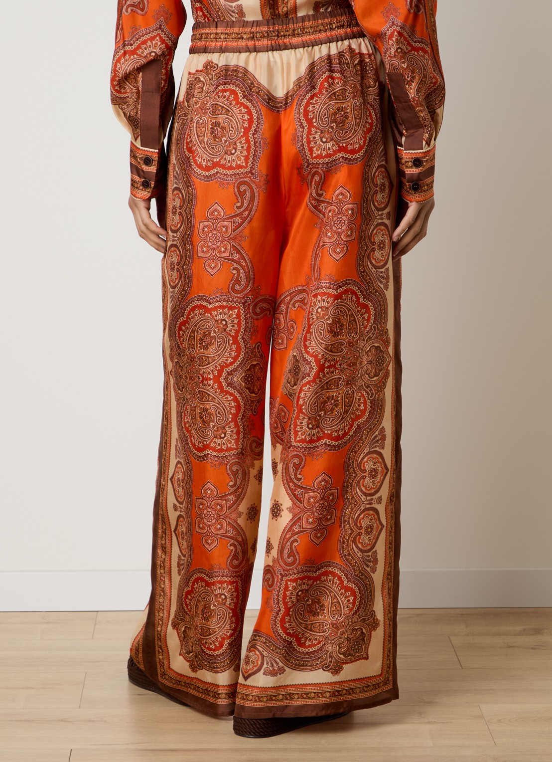 Zimmermann Mahon high waist wide fit palazzobroek van zijde met print - achterkant 5 oranje