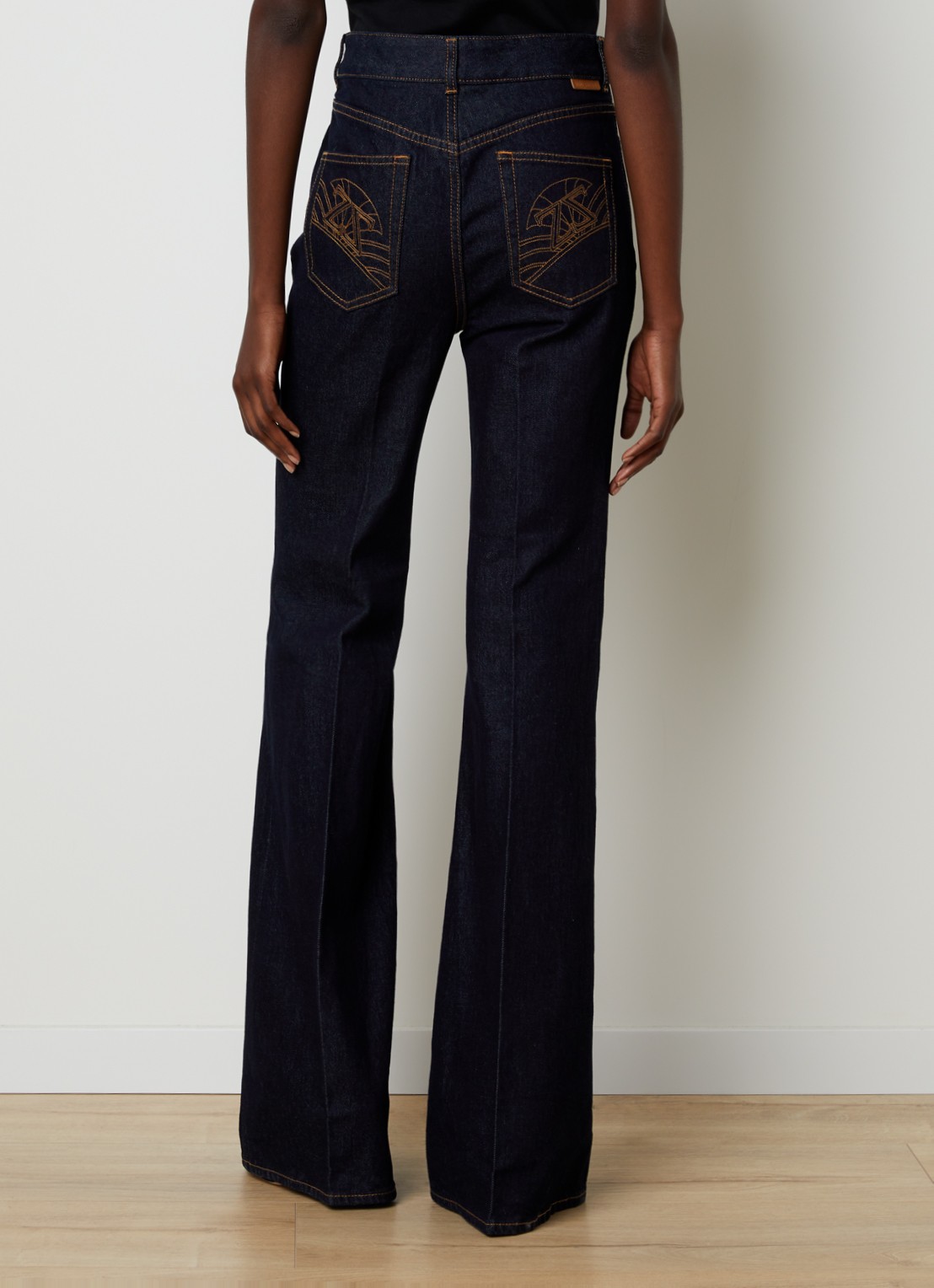 Zimmermann Mid waist flared fit jeans met donkere wassing - achterkant blauw