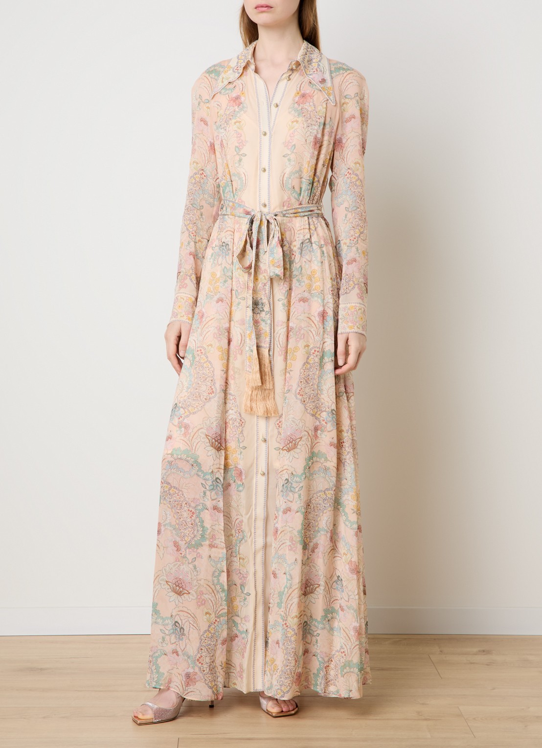 Zimmermann Rebellion maxi blousejurk met bloemenprint en strikceintuur - detail 3 lichtroze