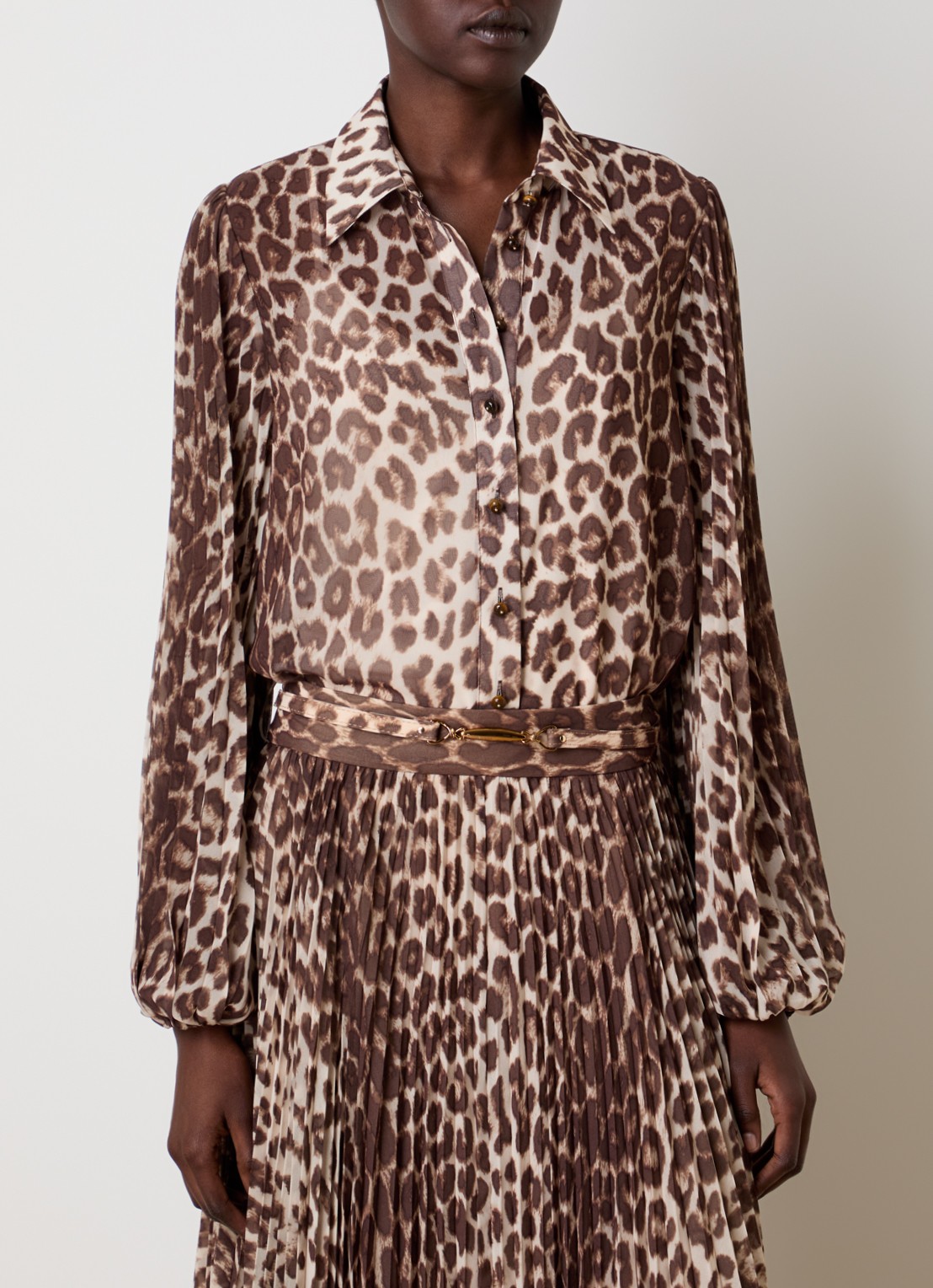 Zimmermann Sunray blouse met panterprint - detail bruin