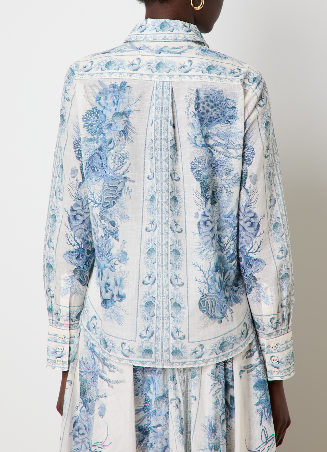 Zimmermann Wanderlust blouse met print - achterkant 5 staalblauw