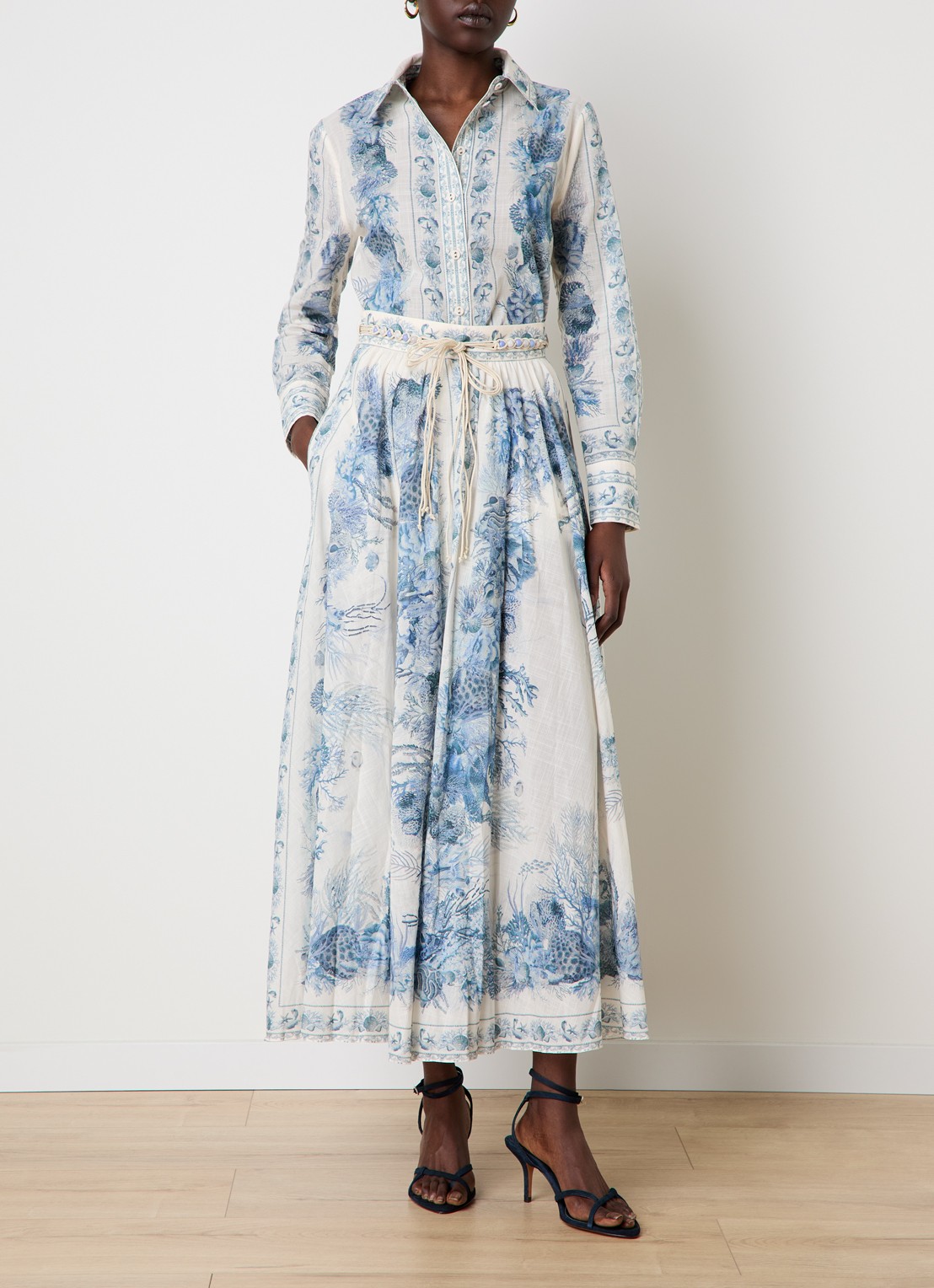 Zimmermann Wanderlust blouse met print - voorkant 2 staalblauw