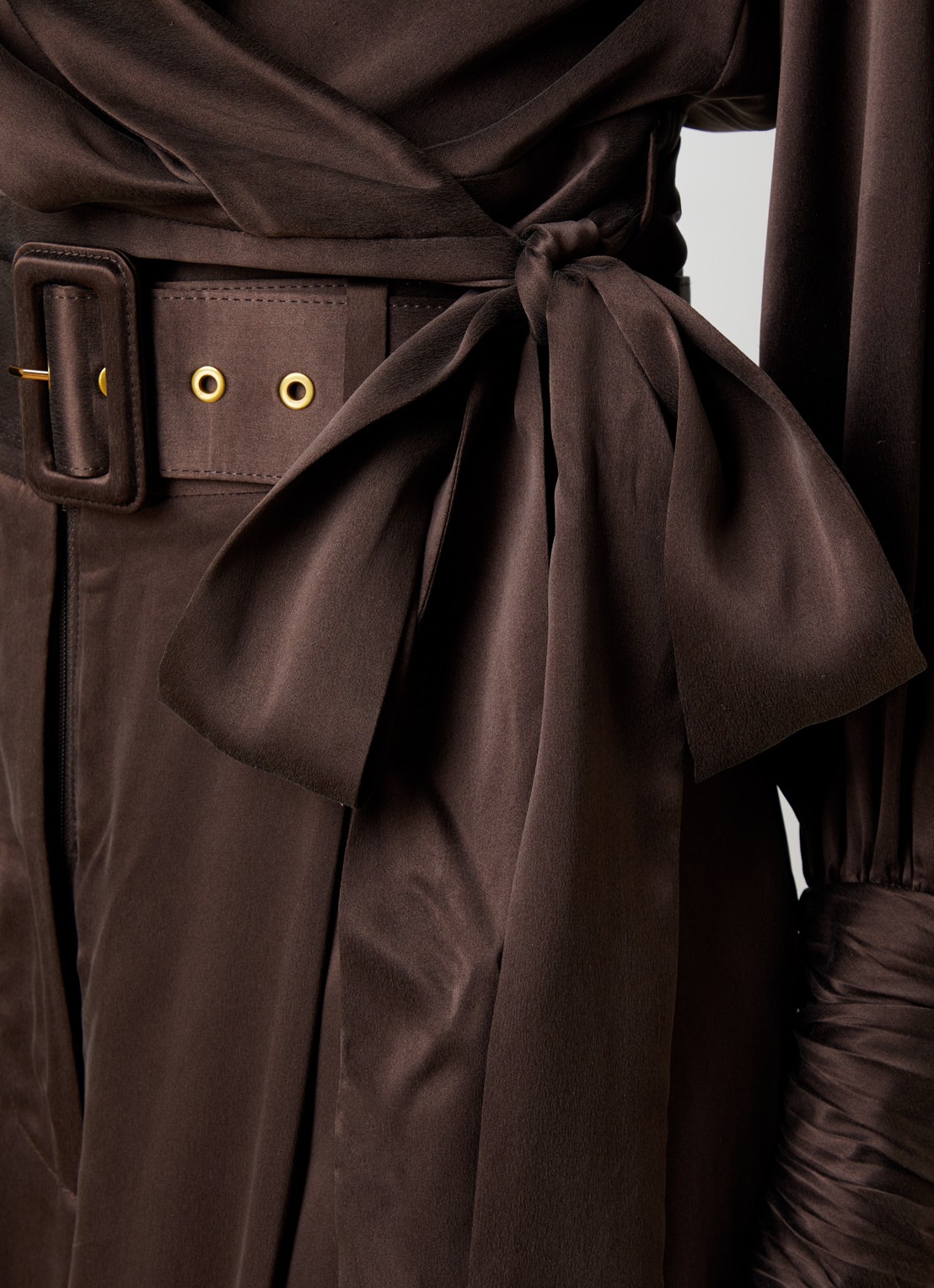 Zimmermann Wikkeltop van zijde met V-hals  - detail 2 bruin
