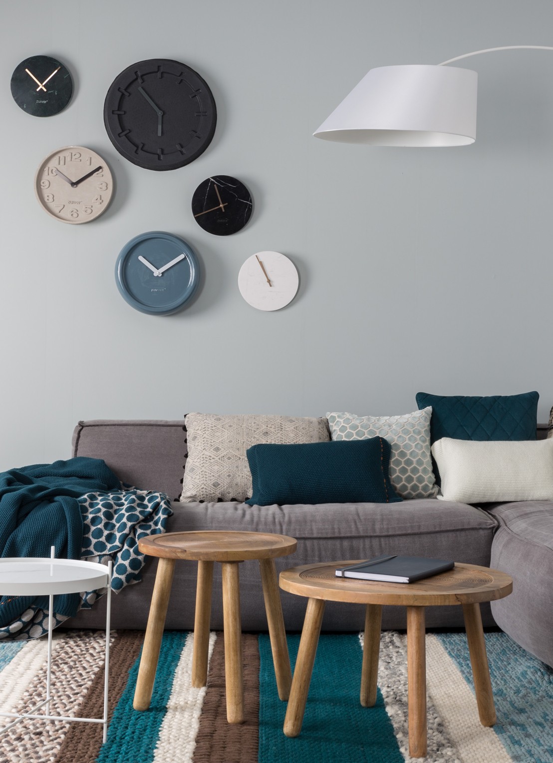 Zuiver Marble Time klok - detail 3 zwart
