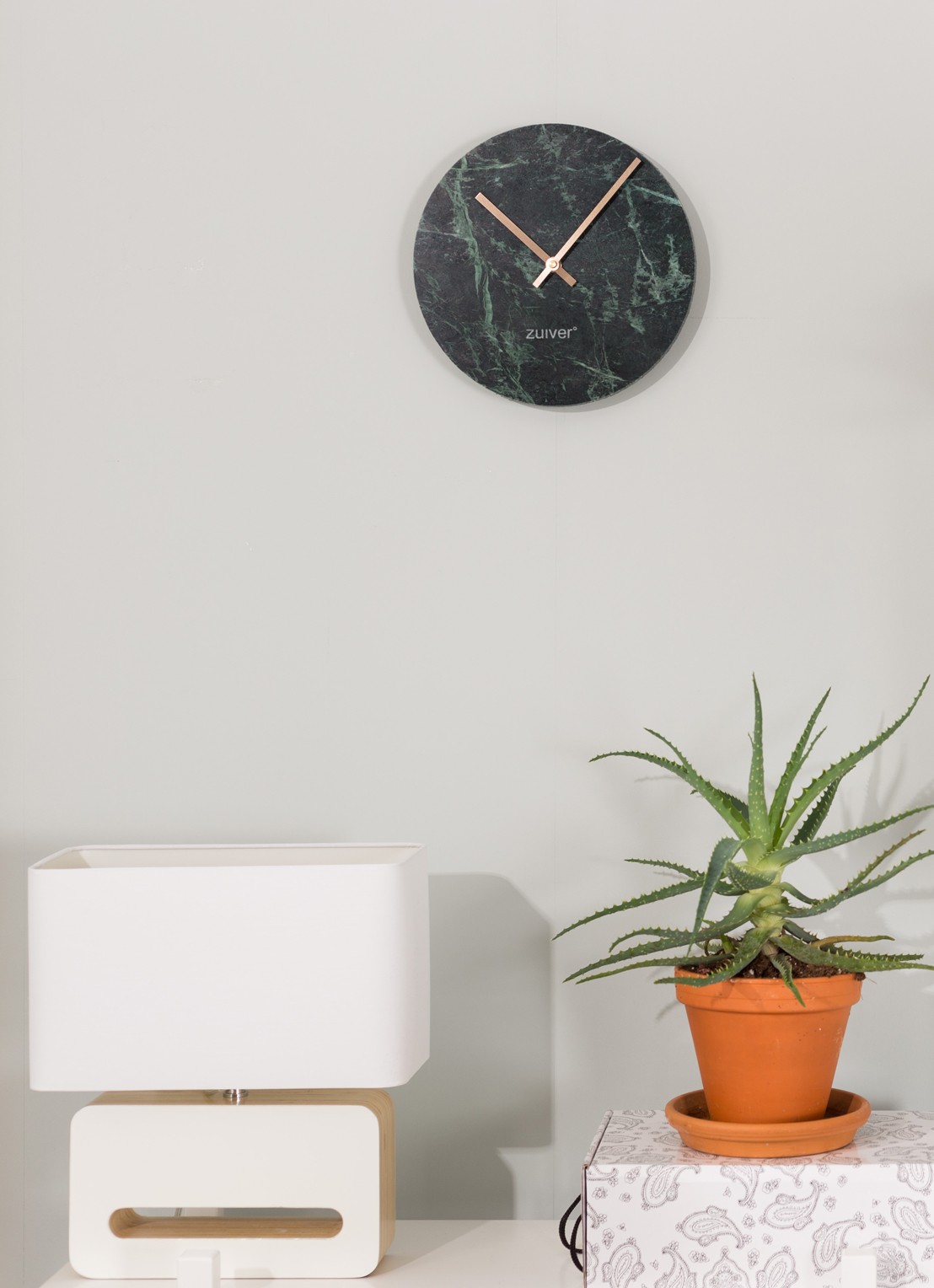 Zuiver Marble Time klok - voorkant 2 groen