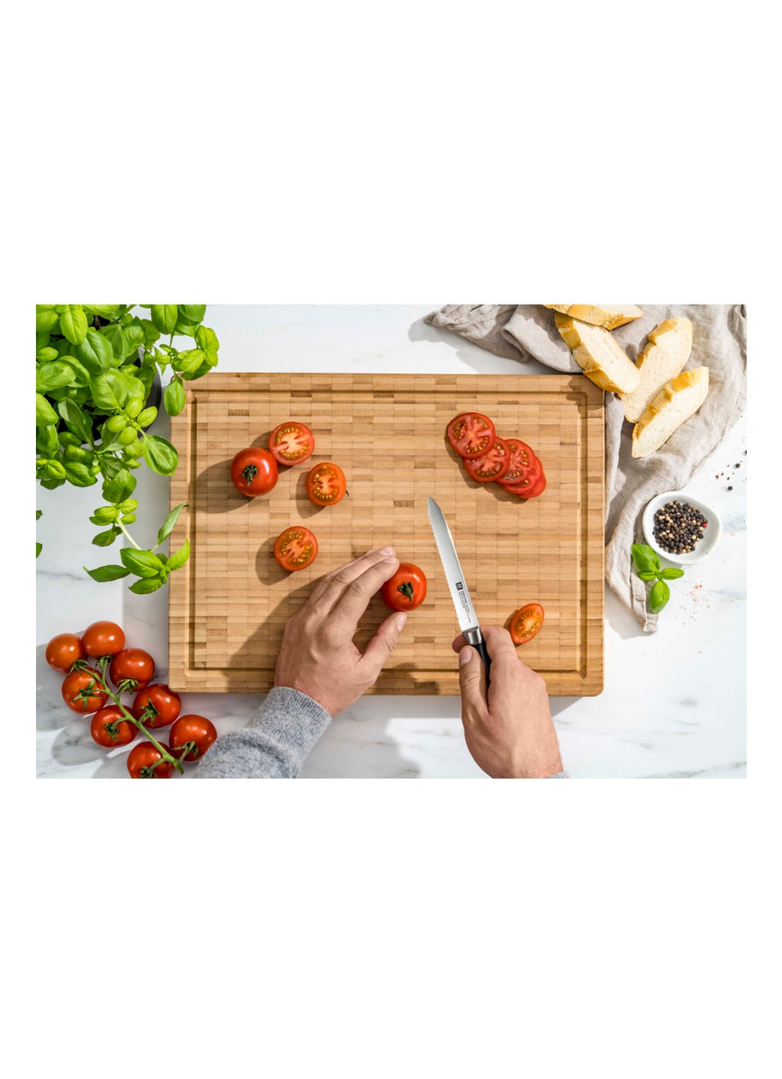 Zwilling All Star universeel mes 13 cm - detail zwart