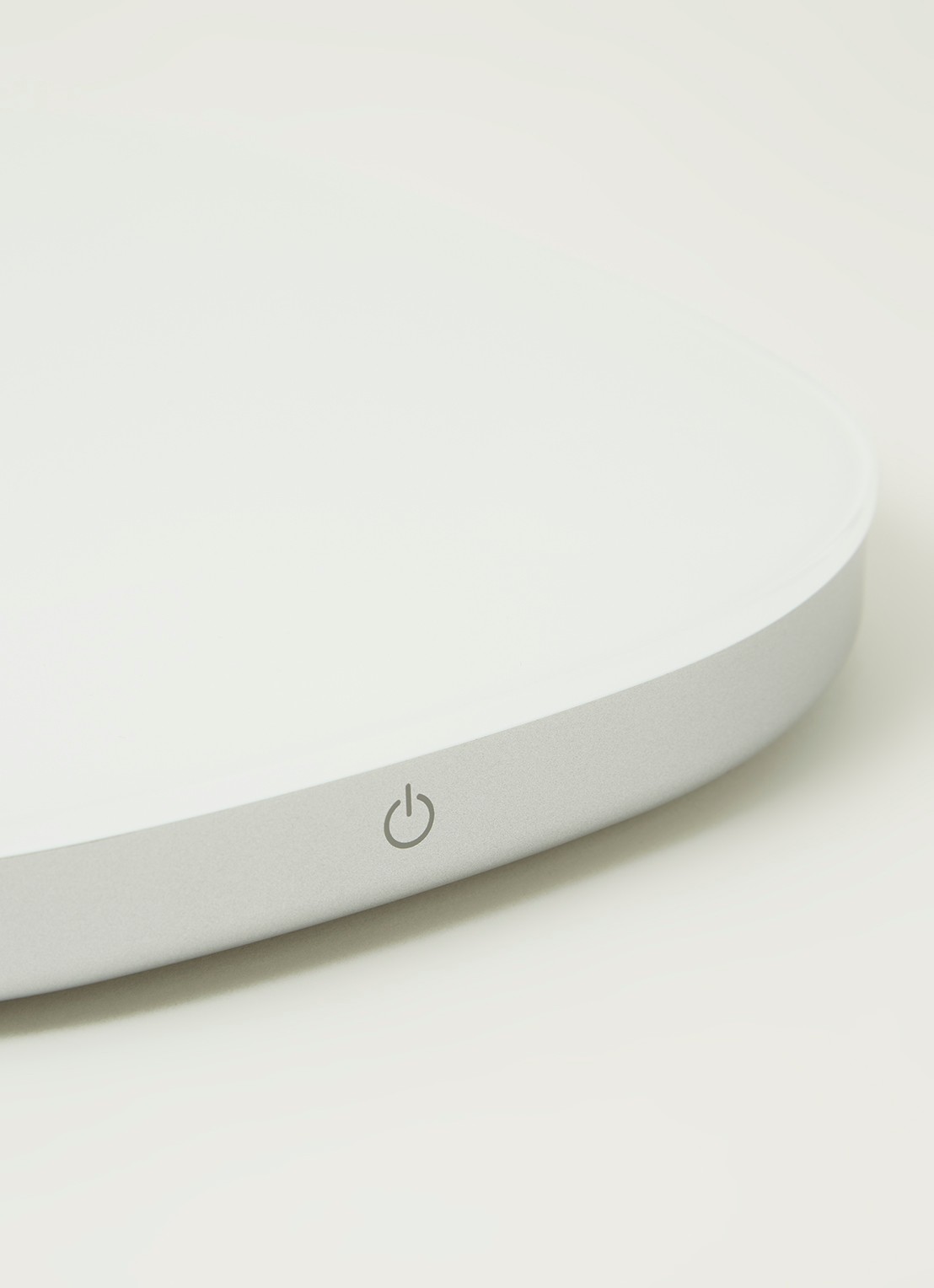 Zwilling Enfinigy digitale keukenweegschaal - detail gebroken wit