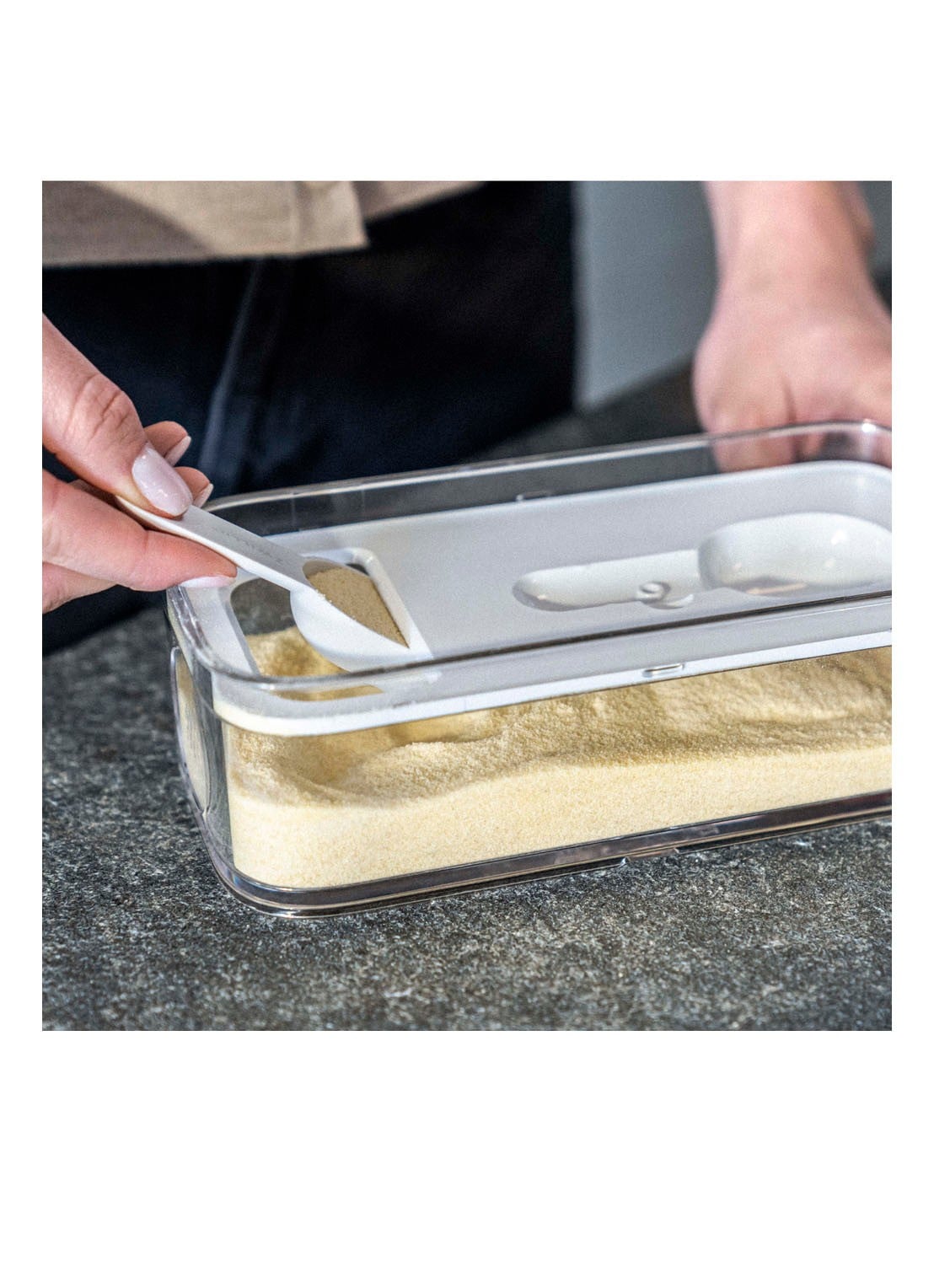 Zwilling Fresh & Save Cube M Bewaardoos 700 ml - voorkant 5 transparant