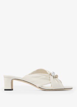 Jimmy Choo Dames Rafi 45 muiltje van lamsleer in de kleur Gebroken wit