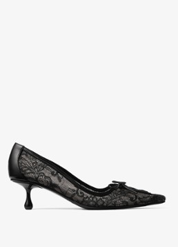 Jimmy Choo Dames Scarlett 50 pump van kant met lamsleren details in de kleur Zwart