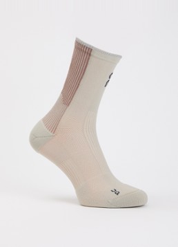 On Dames Performance Run sokken met logo in de kleur Beige, maat: 39-42,5