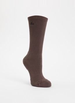 NikeSKIMS Dames Pilates Grip sportsokken in katoenblend met logoborduring in de kleur Donkerbruin, maat: S