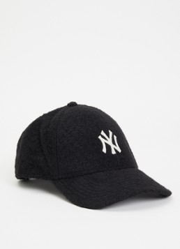 New Era Heren Pet van teddy en logoborduring in de kleur Zwart, maat: One Size