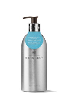 Molton Brown Coastal Cypress & Sea Fennel Infinite Bottle - douchegel 400ml Lichaamsverzorging - Deal