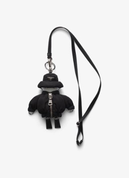 Prada Dames Soft Robot Re-Nylon sleutelhanger met afneembaar koord in de kleur Zwart