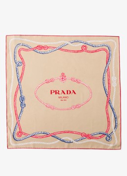 Prada Dames Sjaal van zijde met print 55 x 55 cm in de kleur Beige