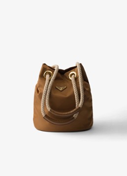 Prada Dames Mariner Re-Nylon Small schoudertas met logo in de kleur Camel