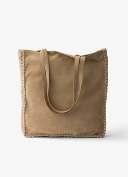 Prada Dames Large shopper van kalfssuède met crochet details in de kleur Beige