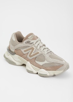 New Balance Heren 9060 sneaker met suède details in de kleur Lichtbruin, maat: 43