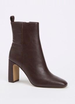 Steve Madden Dames Adelisa enkellaarsje in de kleur Donkerbruin, maat: 42