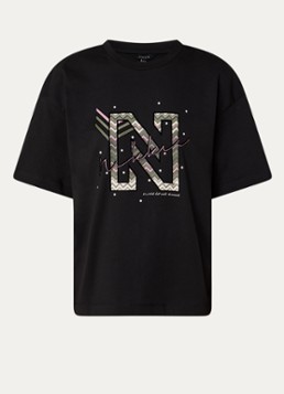 NIKKIE Dames T-shirt met logoprint in de kleur Zwart