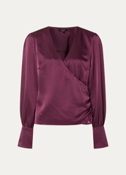 NIKKIE Dames Aivy asymmetrische top van satijn met plooidetail in de kleur Aubergine