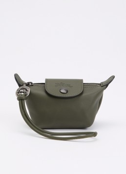 Longchamp Dames Le Pliage clutch XS van leer in de kleur Olijfgroen
